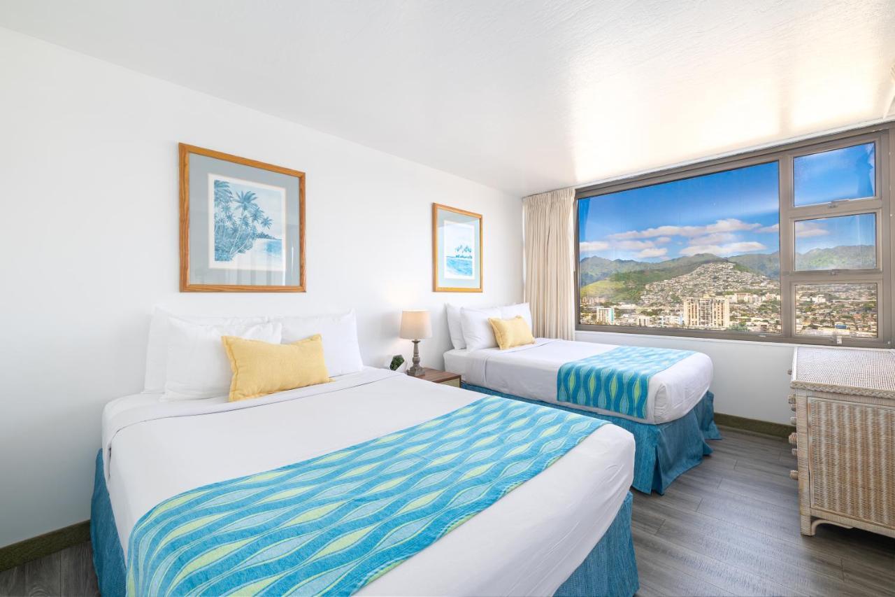 Waikiki Escapade Mountain Views Condo, Steps To Beach With Parking Perk Honolulu Exterior photo