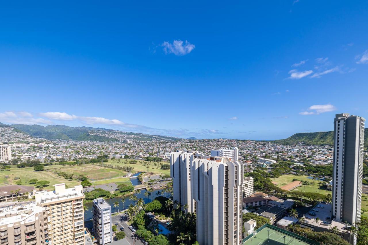 Waikiki Escapade Mountain Views Condo, Steps To Beach With Parking Perk Honolulu Exterior photo
